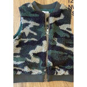 Mud Pie shirling fleece camo vest 12-18m NWOT camouflage army hunting duck deer